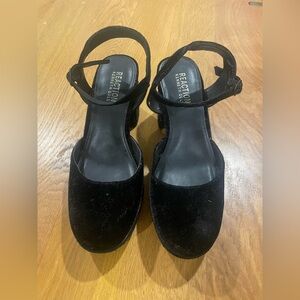 REACTION Kenneth Cole Black Velvet Ankle Strap Block Heels 6.5